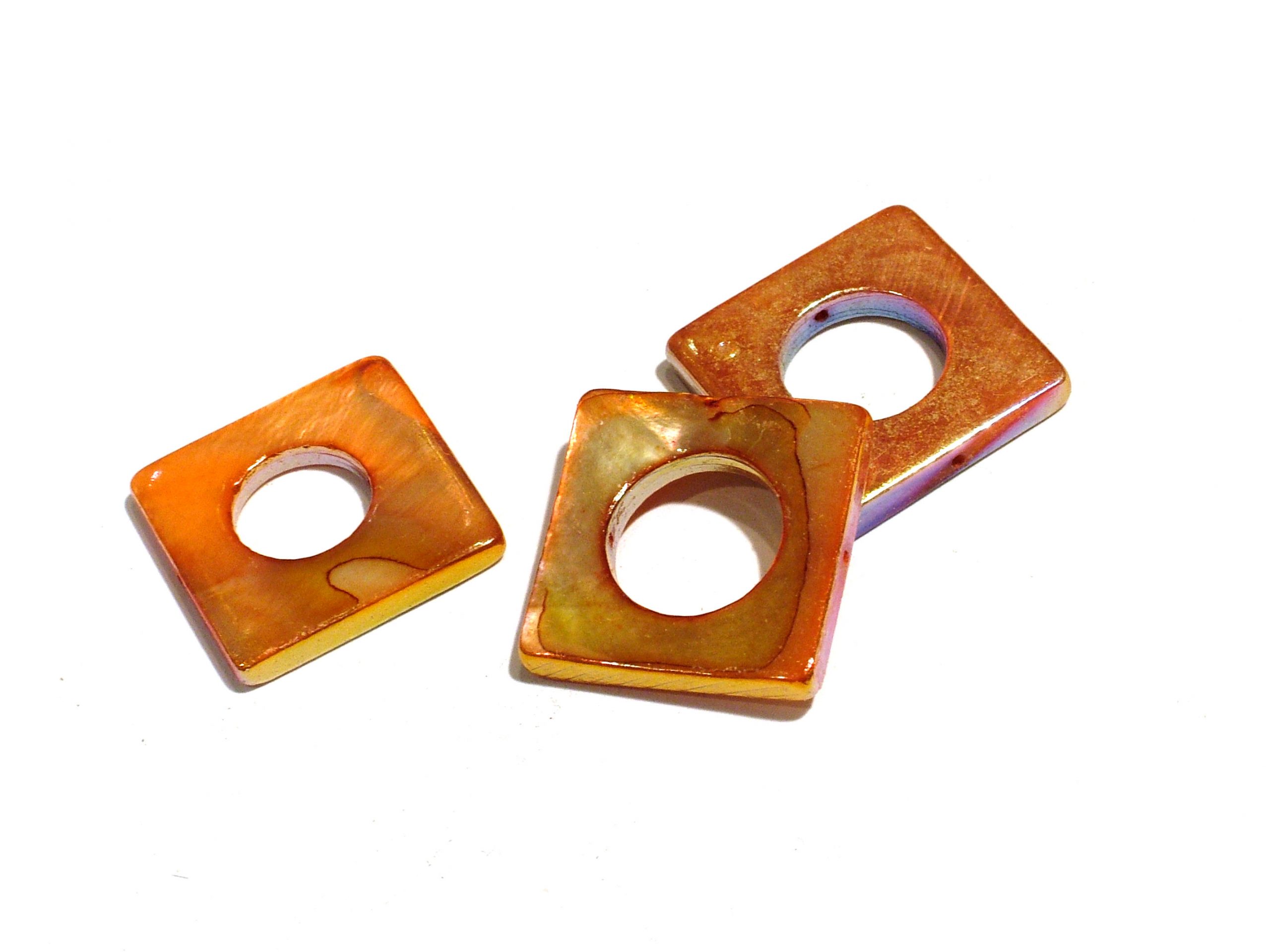 20mm Light Coral Square Shell